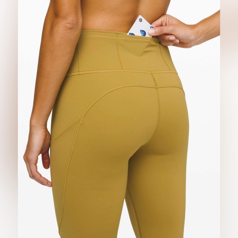 Lululemon Fast and Free Tight Non-Reflective Nulux Size 4